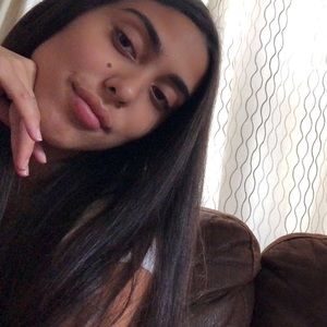 Meet your Posher, Raphaella